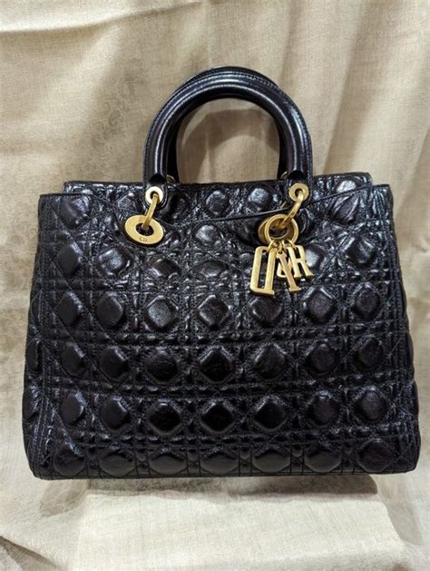 christian dior tasche geschichte mutter|christian dior kleidung.